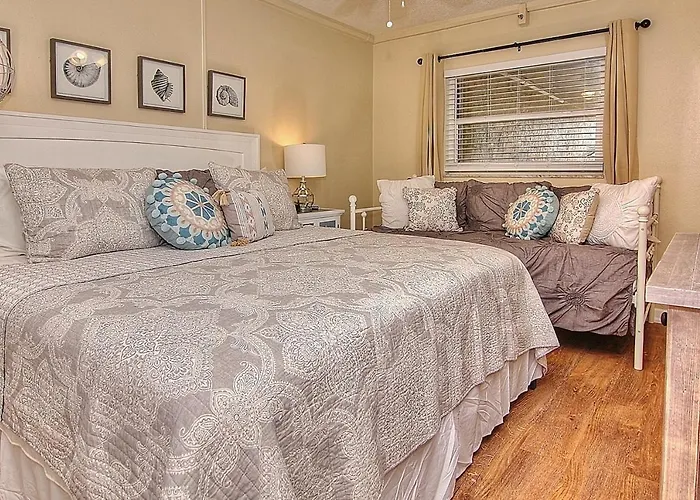 Iii 106 Apartment *
